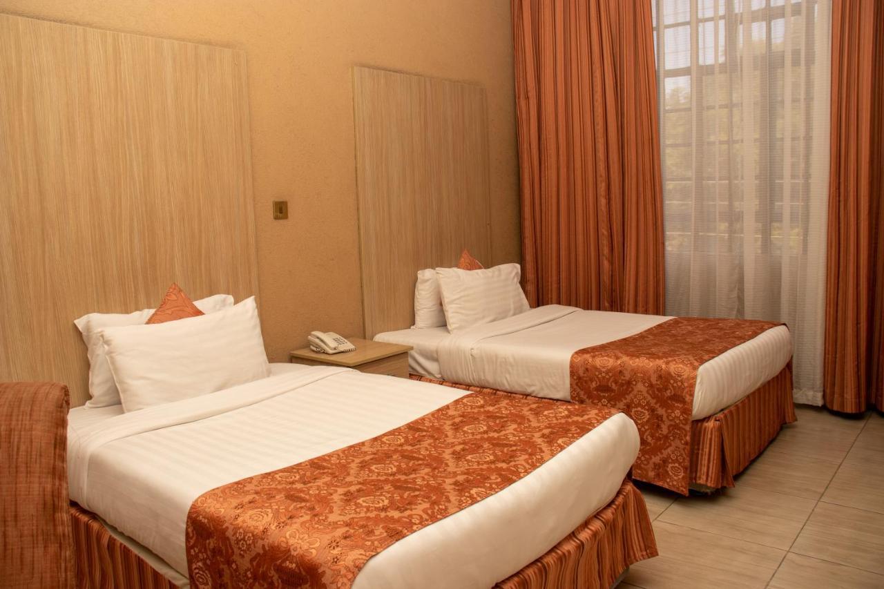 Hotel Waterbuck Nakuru Eksteriør billede