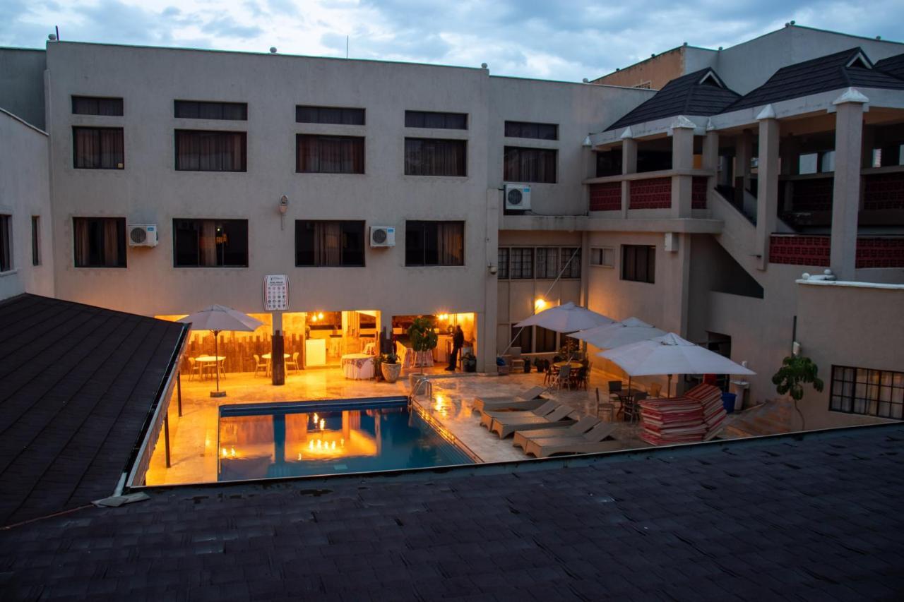 Hotel Waterbuck Nakuru Eksteriør billede