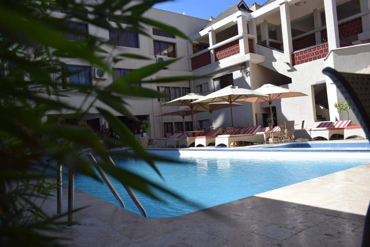 Hotel Waterbuck Nakuru Eksteriør billede