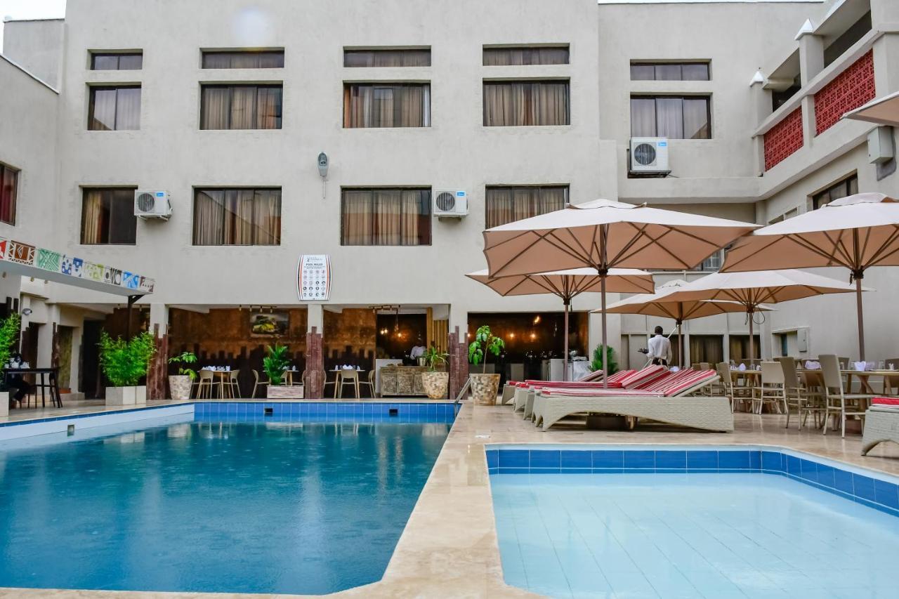 Hotel Waterbuck Nakuru Eksteriør billede